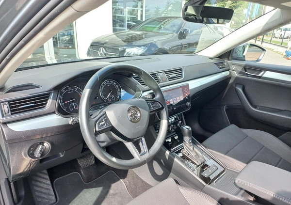 Skoda Superb cena 87900 przebieg: 98000, rok produkcji 2019 z Krzepice małe 277